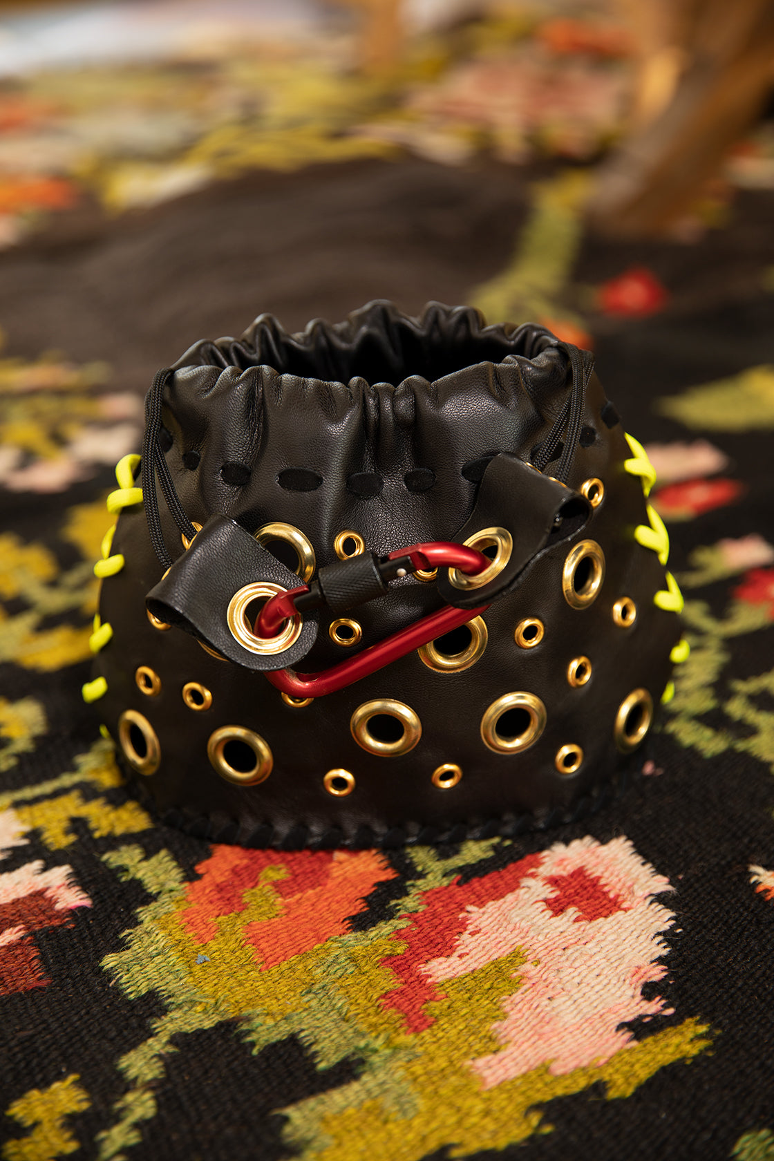 Teapot Black Eyelets